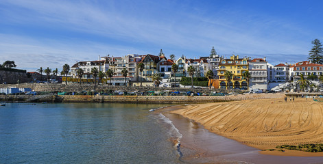 Cascais – Hafen und Strand; Portugal