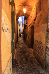 Italy, Central Italy, Lazio, Tivoli. Narrow passageway between 2 streets.