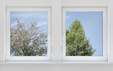 Doppelfenster Fenster mit Aussicht auf  Wetter Natur