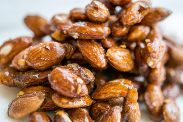 Roasted caramelized almonds with cumin and chili flakes