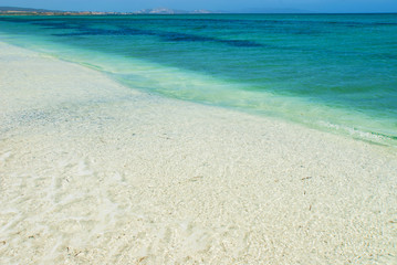Fototapeta na wymiar EZZI MANNU, SARDEGNA, Emerald sea and white sand beaches at Ezzi Mannu, Pazzona beach, Sardinia, Italy