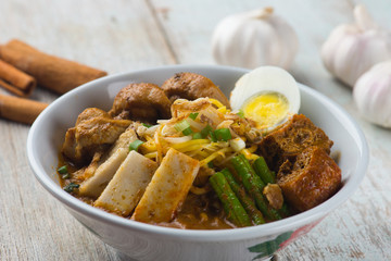 curry noodle with background