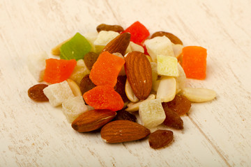 Nut and dry fruits