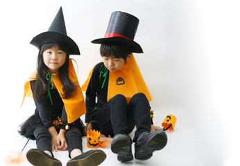 ハロウィンの仮装をした子供