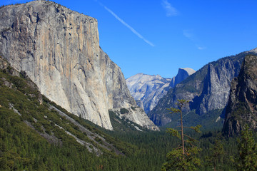 Tunnel View, Yosemite National Park, USA 