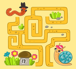 Fototapeta premium labyrinth with a worm and a snail