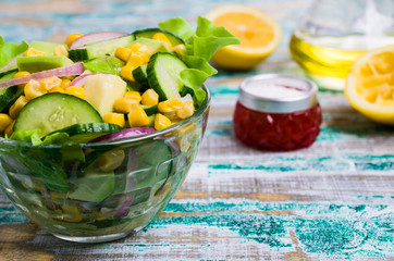 Salad with raw vegetables