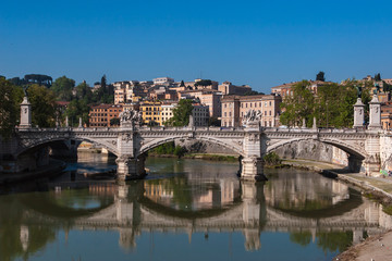 Fototapeta na wymiar Pont Victor Emmanuel II - Rome
