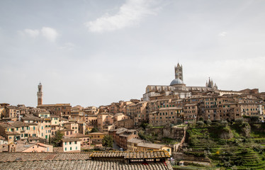 Fototapeta na wymiar Streets of Siena, Tuscany