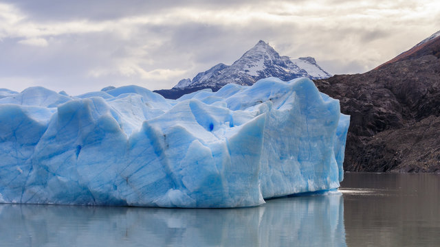Iceberg of the Grey Glacier