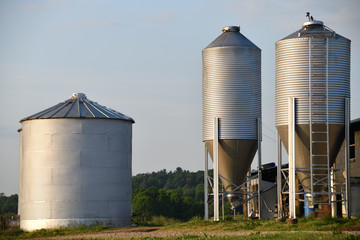 "The Silos" Americana Series agricultural silos in the North Carolina countryside © Zen Duder