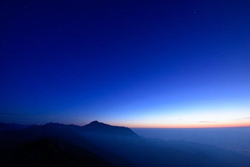 北アルプス　常念岳　マジックアワー