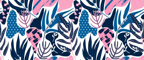 Behangcirkel Seamless pattern, hand drawn abstract plant, leaf and flowers, pink and blue tones on white background © momosama