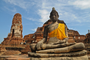 Fototapeta premium Buddha statue sit in Ayudhaya Thailand ancient city