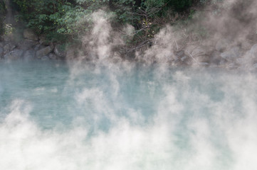 Fototapeta na wymiar Steamy hot spring lake