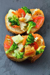 オープンサンドイッチ