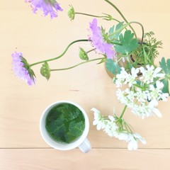 Flowers and herbal tea　花とハーブティー