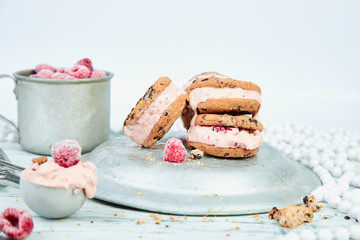 Ice cream sandwiches with strawberry.