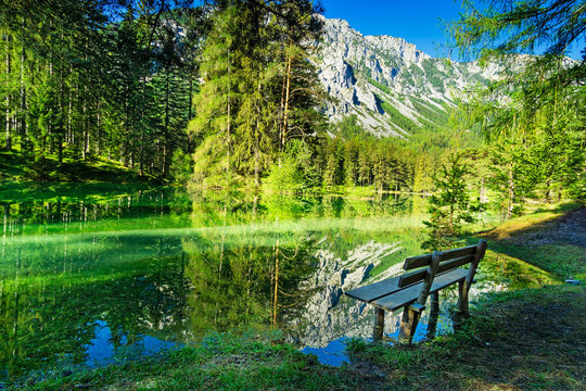 Gr&uuml;ner See in &Ouml;sterreich
