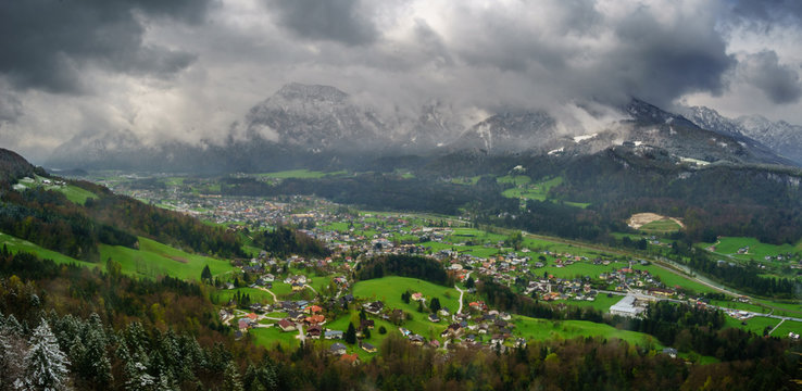 View from Ewige Wand in Goisern, Austria - Hiking Alpine Landscape 
