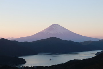 Fototapeta na wymiar 夕焼け富士山