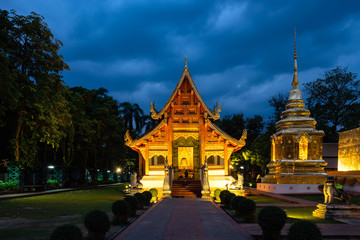 Fototapeta premium Wat Phra Singh in Chiang Mai, Thailand.