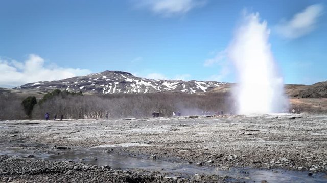 Geysir Strokkur Dampf- und Wassers&auml;ule, Island