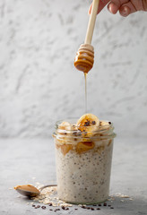 breakfast with  overnight oatmeal - 204755393