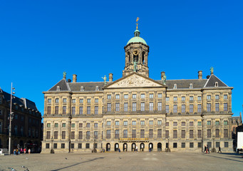 Fototapeta na wymiar Koninklijk Paleis in Amsterdam