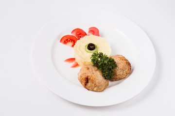 Children's complex lunch like a rooster (mashed potatoes, cutlet, vegetables)