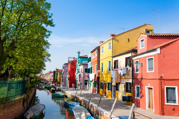 Fototapeta na wymiar Traditional Burano colored houses, Venice