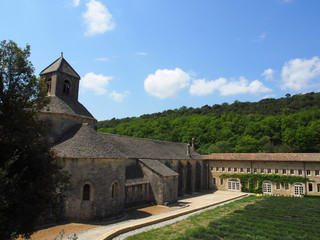 Provence, Gordes: Abtei Notre-Dame de S&eacute;nanque