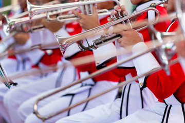play Trumpet in Marching band