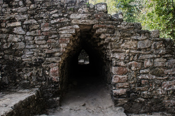 Fototapeta premium Mayan Arc at Archeaological site of Coba, Mexico