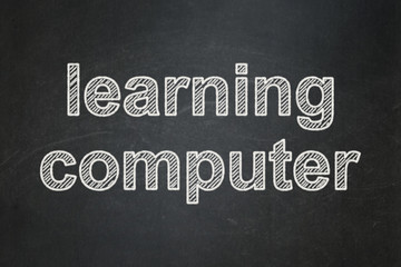 Obraz premium Learning concept: text Learning Computer on Black chalkboard background