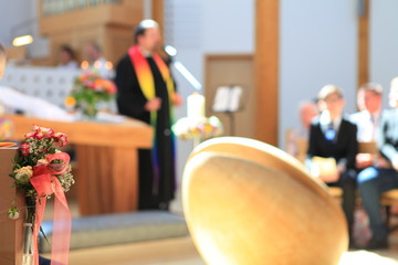Gottesdienst mit einem Pfarrer