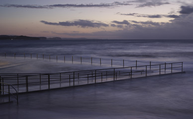 Fototapeta premium Stormy Morning at Collaroy Rockpool