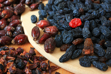 Herbs and raisins