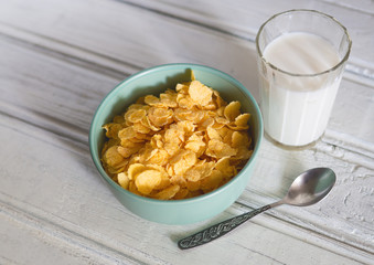 Corn flakes with milk. Tasty and healthy Breakfast