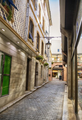 Fototapeta na wymiar small street in Gibraltar