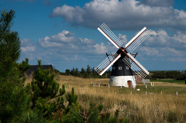 Alte Windmühle auf der Insel Mandö, Dänemark