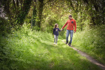 Obraz premium promenade avec son papa