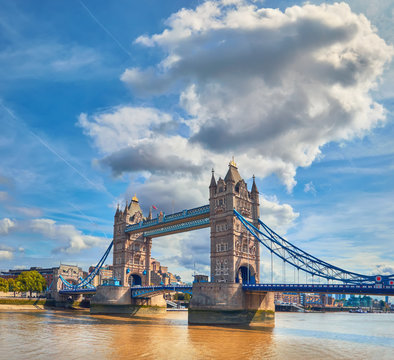Tower Bridge on a bright sunny day in Summer, panoramic image