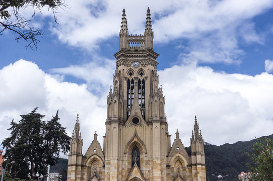 Basilique Nuestra Señora de Lourdes, Chapinero, Bogota