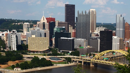 Aerial of the Pittsburgh, Pennsylvania skyline