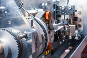 Wire cut and strip machine