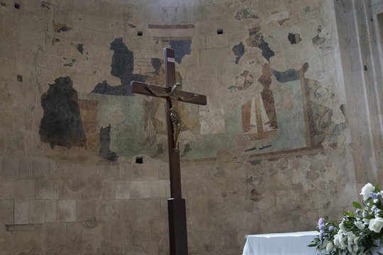 Chiesa medievale abruzzo