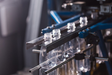 Water factory - Water bottling line for processing and bottling pure spring water into small bottles