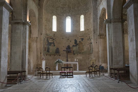 Abbazia di San Liberatore a Majella, Serramonacesca