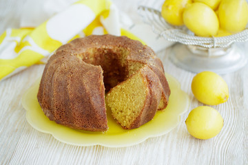 Cupcake on a sponge cake 